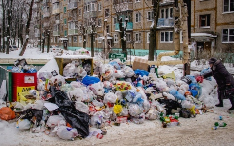 Горожане: "Во Владимире уже несколько дней не вывозят мусор!"