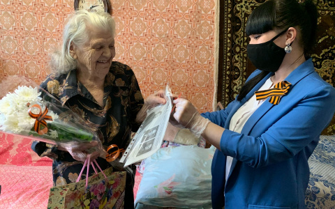 Владимир Путин поддержал предложение «Единой России» об участии волонтеров в политике