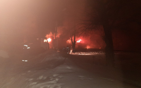 Во Владимирской области сгорел дом площадью 200 квадратных метров