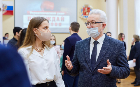 Трудоустройство выпускников, поддержка самозанятых и инвалидов – как «Единая Россия» предлагает изменить сферу занятости