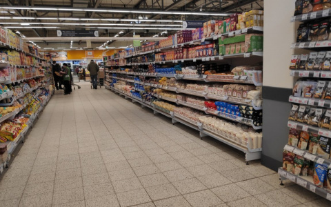 В магазины прекратили поставлять сахарный песок