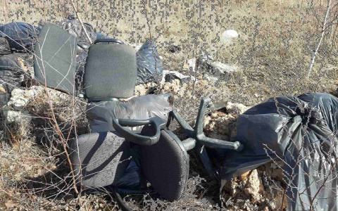 Предприятие во Владимире устроило свалку в чистом поле