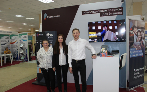 Во Владимире презентовали возможности сервиса «Ростелеком Экраны» на выставке «Стройпрогресс-2021»
