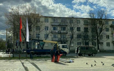 Улицы Владимира начали украшать ко Дню Победы