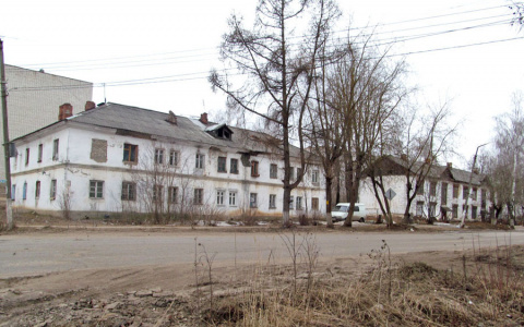 Администрацию заставили дать квартиру семье, стоящей на очереди с 1978 года