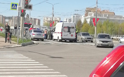 Массовая авария во Владимире: у "Белого дома" столкнулись 6 машин