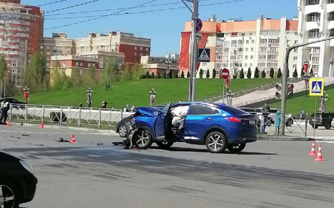 Стали известны подробности массовой аварии у "Белого дома"