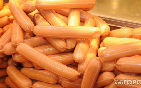 Сосиски с майонезом теперь стали роскошью. Какие продукты уже подорожали?