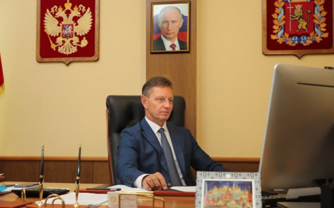 Владимира Сипягина назвали одним из самых "неспортивных" губернаторов