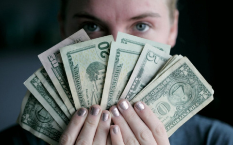 Гороскоп на 29 мая: одни заведут новые знакомства, другие рискуют излишне потратиться