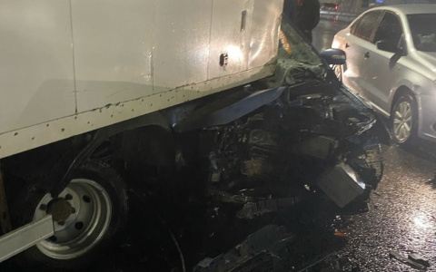 Во Владимире в ДТП на мокром асфальте погибли два человека