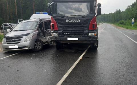 В аварии под Владимиром серьёзно пострадала 12-летняя девочка