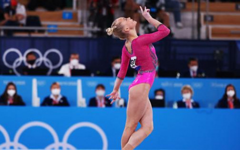 Гимнастка Ангелина Мельникова принесла сборной России бронзовую медаль