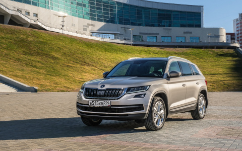 С ними удобно и легко: о новых приложениях в автомобилях «ŠKODA»