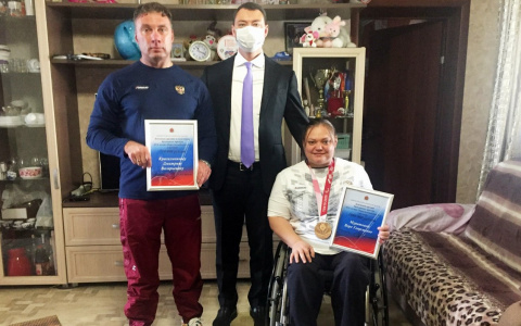 Пауэрлифтерша Вера Муратова получила миллион рублей от Белого дома