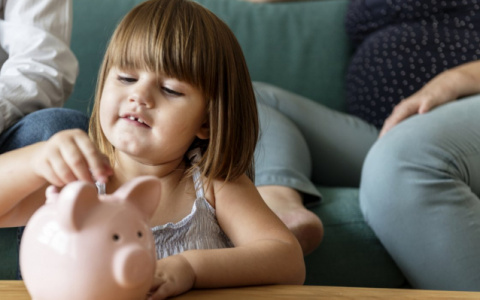 Глава Минтруда: "В России вырастет размер материнского капитала"