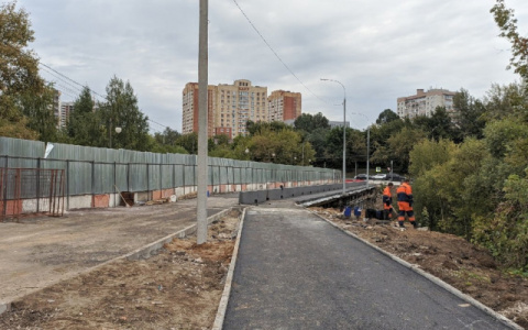 Завершён ремонт первой половины моста к ДДюТ