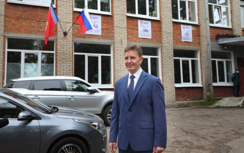 Жириновский : "Сипягин может стать губернатором во второй раз"