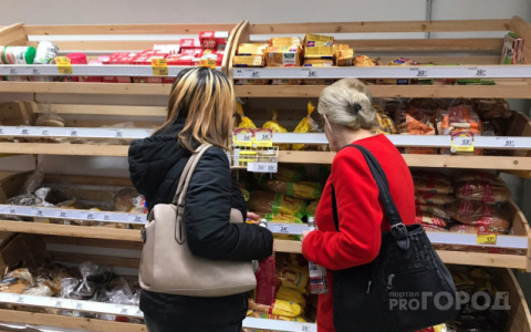 Россиян предупредили о резком росте цен на хлеб и картошку