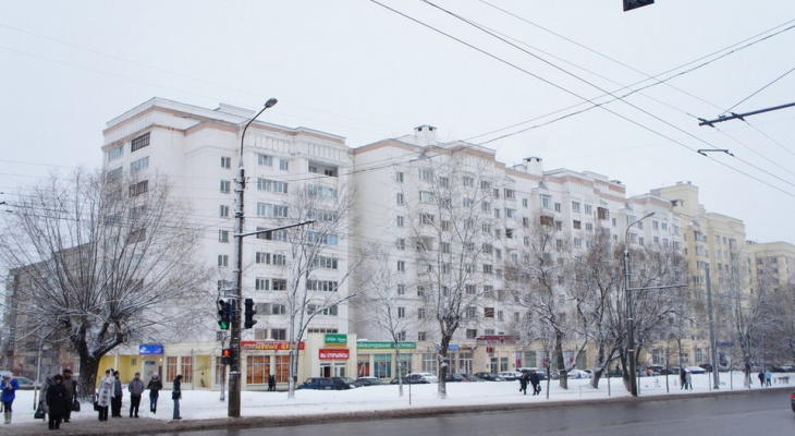 На проспекте Ленина сбили бегущего пешехода