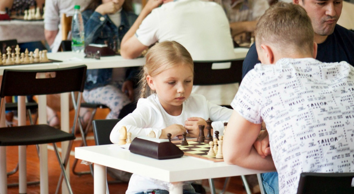 7-летняя Диана из Владимира удивила всех на Чемпионате Европы по шахматам
