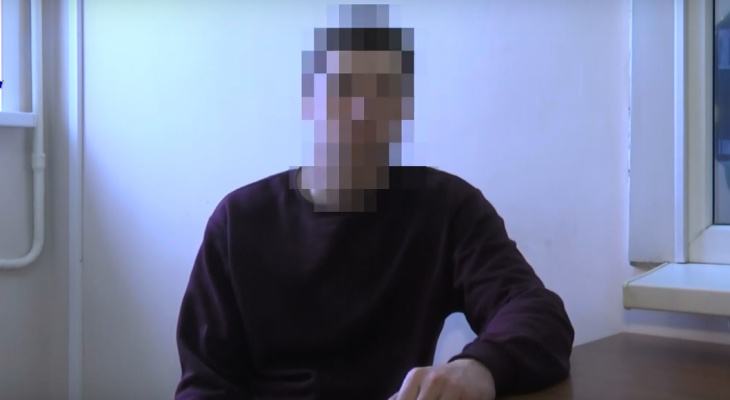 Допрос лихача протаранившего "живой щит" из машин во Владимире (видео) Допрос лихача протаранившего "живой щит" из машин во Владимире (видео)
