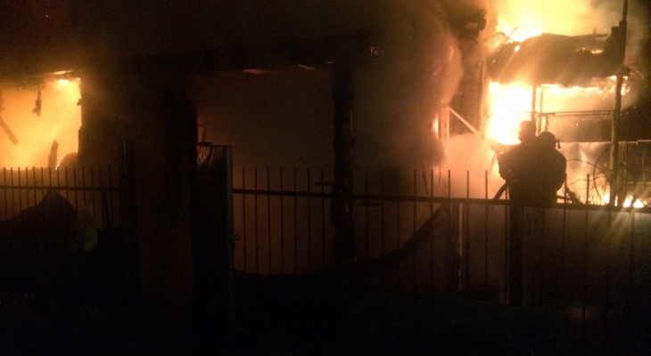 В Собинском районе полностью сгорел дом в 169 квадратов