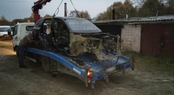 Во Владимирской и Ивановской области задержали автоворов, похищавших иномарки для продажи комплектующих
