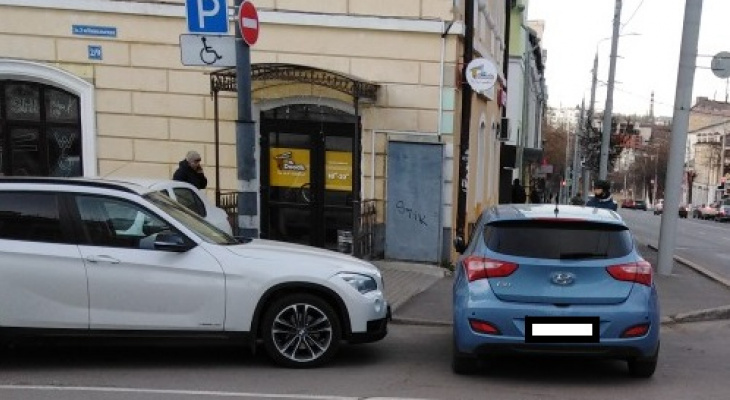 "Дуракам закон не писан": автохамы Владимира этой недели "Дуракам закон не писан": автохамы Владимира этой недели