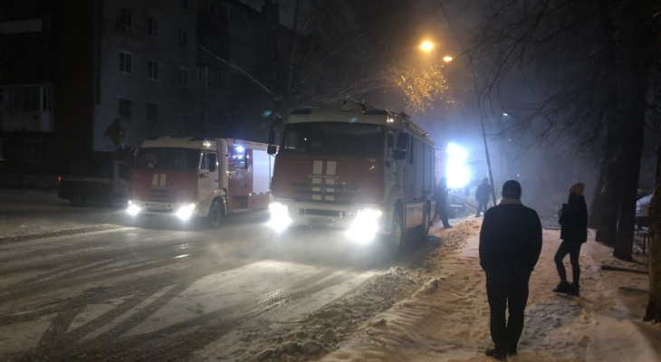 Ночью во Владимире массово эвакуировали жителей многоквартирного дома