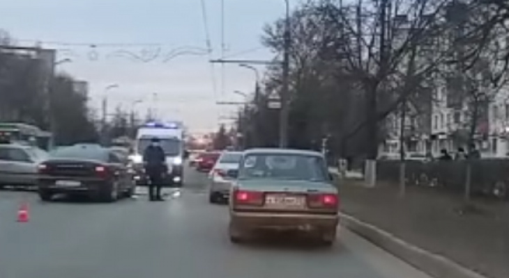 Жуткая авария на проспекте Ленина во Владимире. Есть погибший