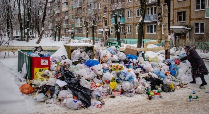 Горожане: "Во Владимире уже несколько дней не вывозят мусор!" Горожане: "Во Владимире уже несколько дней не вывозят мусор!"