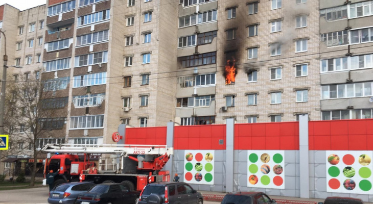 Утром в Коврове эвакуировали жильцов многоэтажки Утром в Коврове эвакуировали жильцов многоэтажки