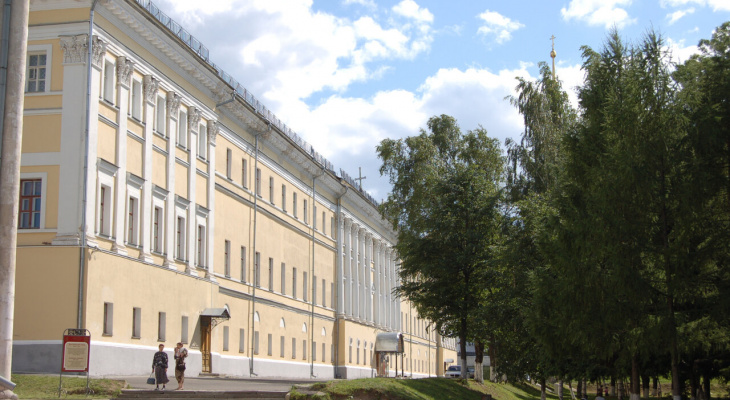 Какие интересные экспонаты хранятся во Владимиро-Суздальском музее?