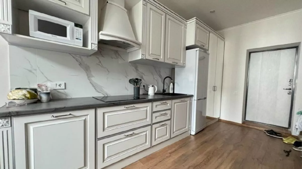 Как быстро и без стресса расхламить кухню: готовый чек-лист для полной уборки