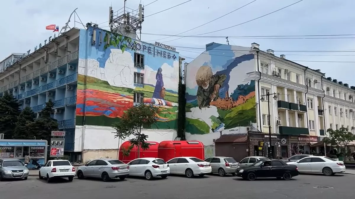 "Жить здесь — испытание": 5 российских городов, которые стремительно теряют свой облик и жителей. Антирейтинг урбаниста