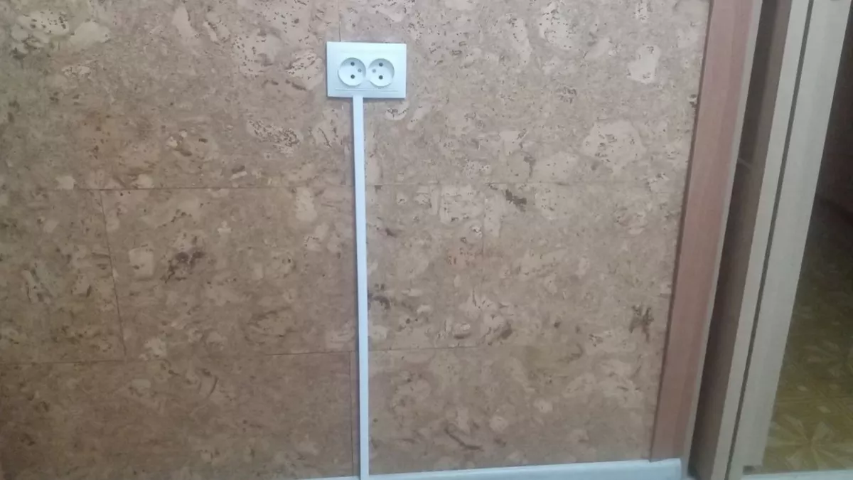 Почему в Советском Союзе розетки ставили на уровне пояса, а сегодня - ниже? Объясняет электрик