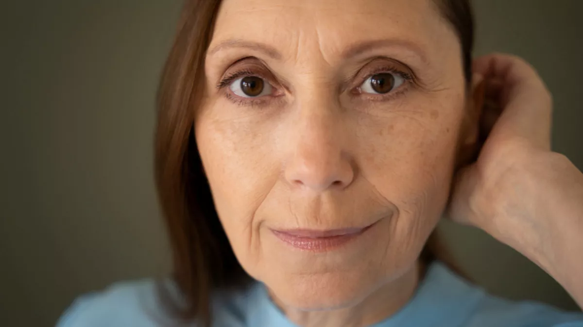 Как избавиться от пигментных пятен на лице и руках: бабушкины рецепты, которые реально работают