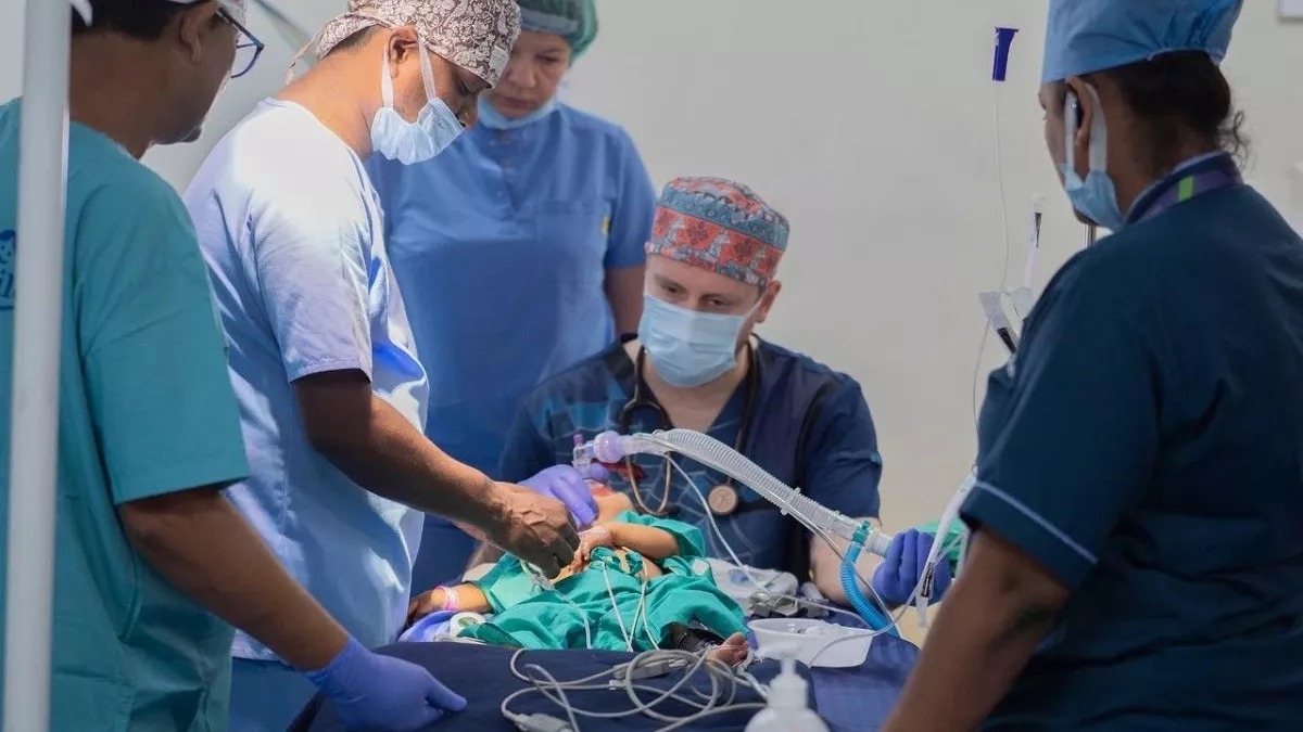 Владимирские врачи стали героями международной «Операции Улыбка» в Африке