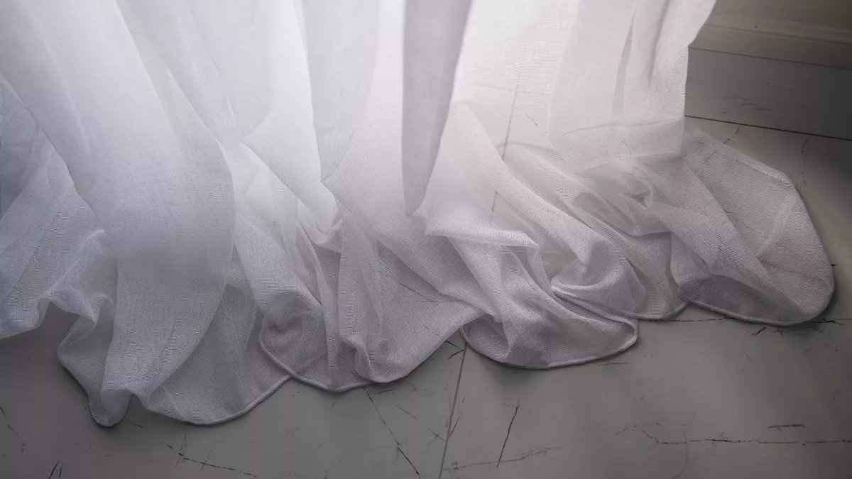 Ушлые хозяйки стирают тюль только так - без кипячения и замачивания: занавески становятся белоснежными