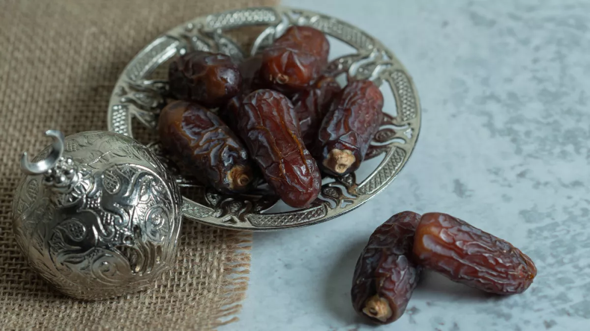 В чём польза фиников и для кого они могут быть опасны? Вся правда о сухофрукте от нутрициолога