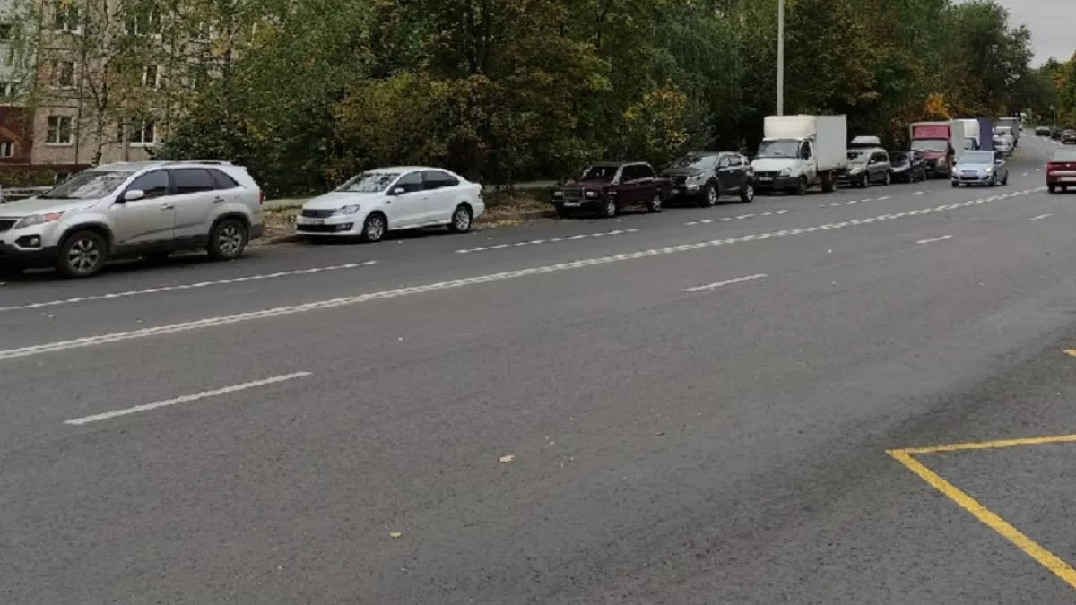 Во Владимире на улице Тихонравова запретят парковку автомобилей