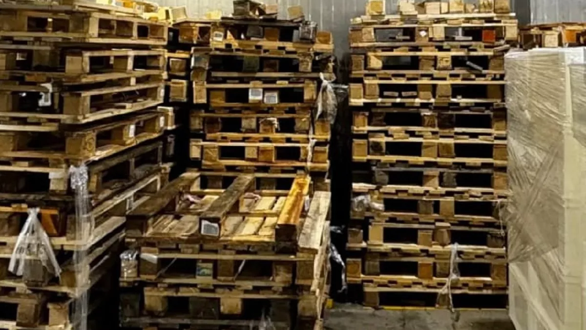 Четверо владимирцев предстанут перед судом за хищение поддонов на 200 тысяч рублей