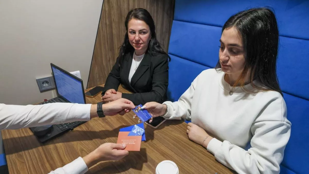 Россияне выпустили 6 млн Пушкинских карт