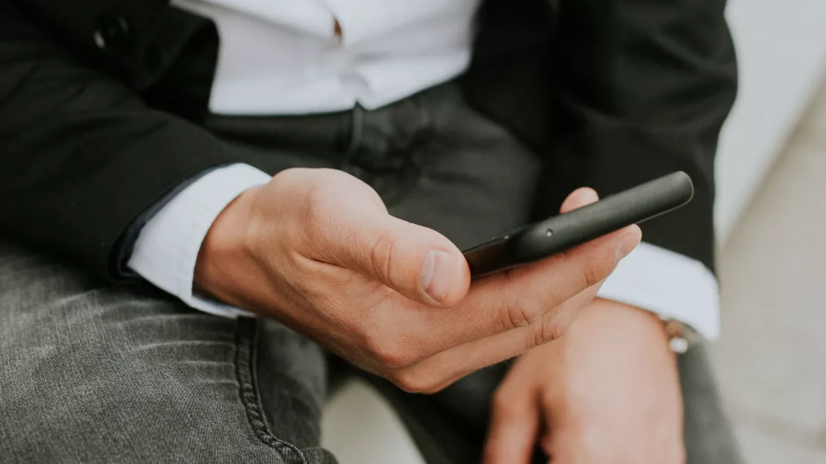 Житель Коврова лишился 3 миллионов рублей после «покупки» авто в мессенджере