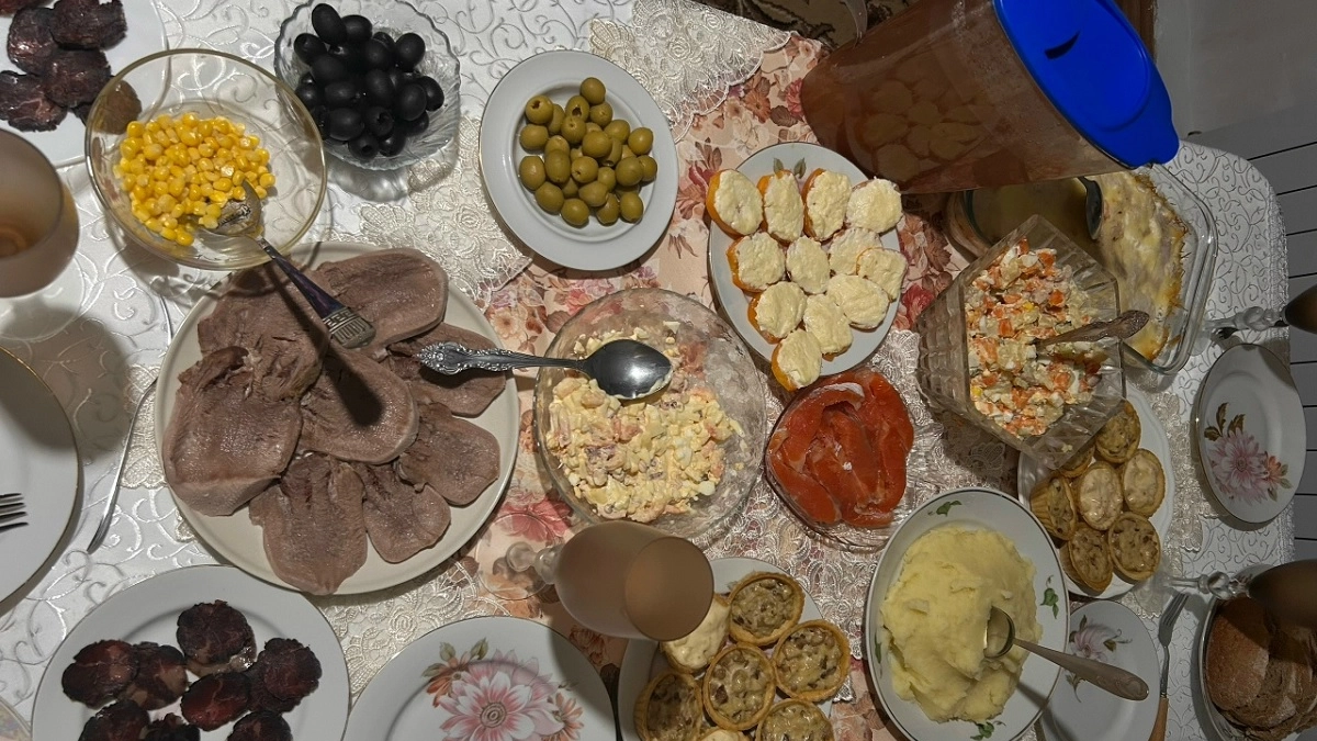 Меню для тех, кому за 50: что есть, чтобы замедлить старение и забыть о болезнях — врачи дали чёткий ответ