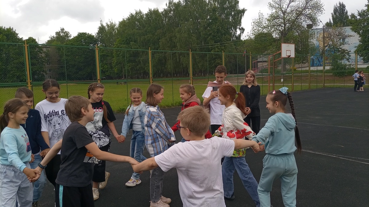 Я перестала дарить внукам дорогие подарки - и вот что из этого вышло