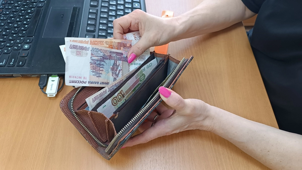 В марте повысят выплаты: кому сделают прибавку и на сколько - вот что важно знать россиянам