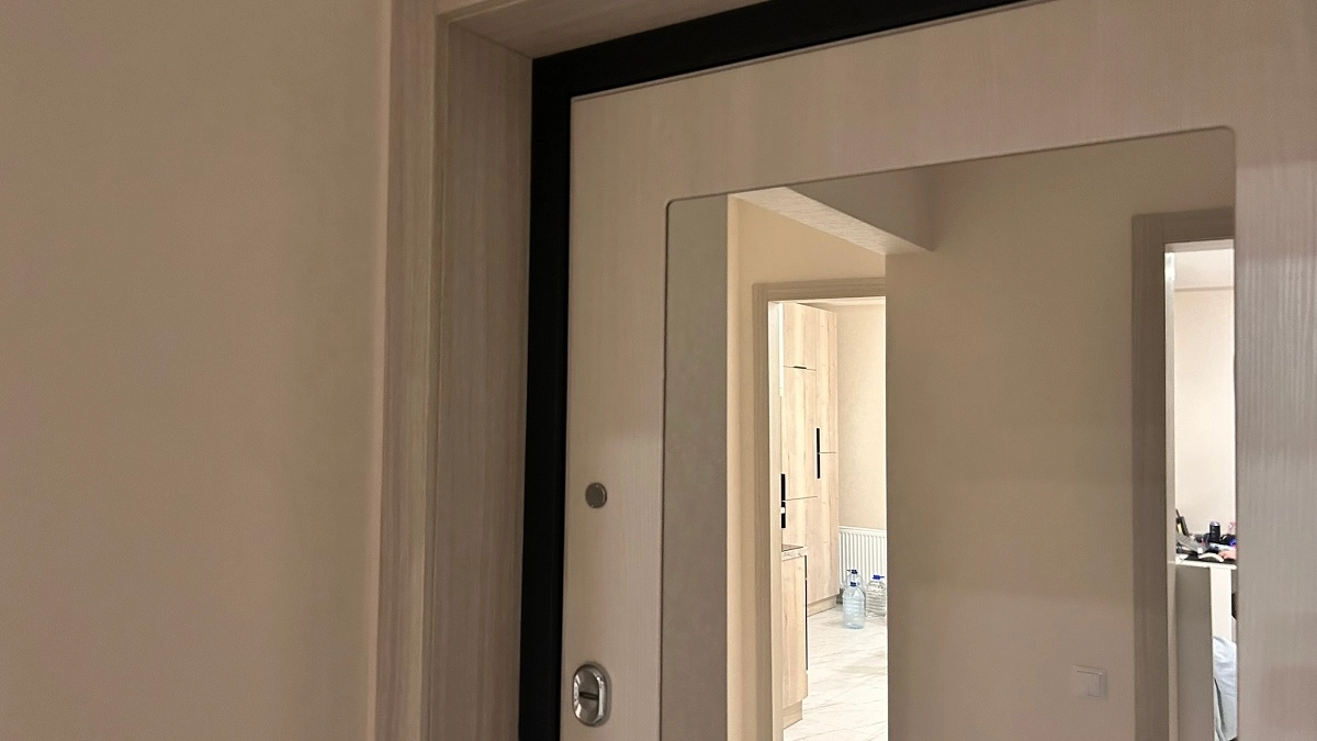 Навсегда забыла о запотевших зеркалах в доме: помогает то, что всегда есть под рукой - делюсь лайфхаком 