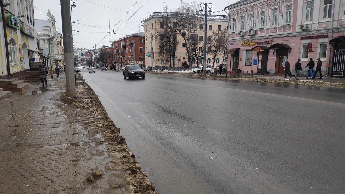Синоптики пообещали "пёструю" погоду в ближайшие часы: и мокрый снег, и штормы, и возвращение тепла - прогноз по регионам